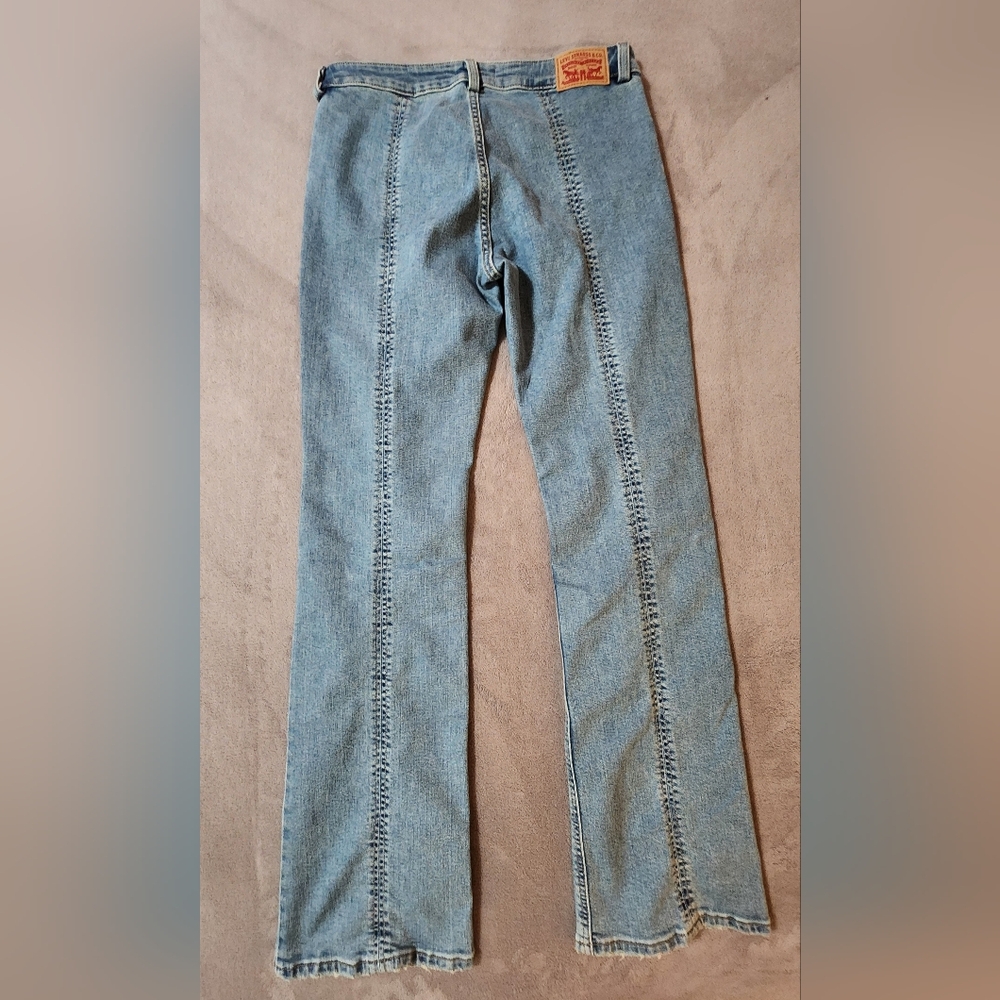 Levi's - Picture 11 of 12